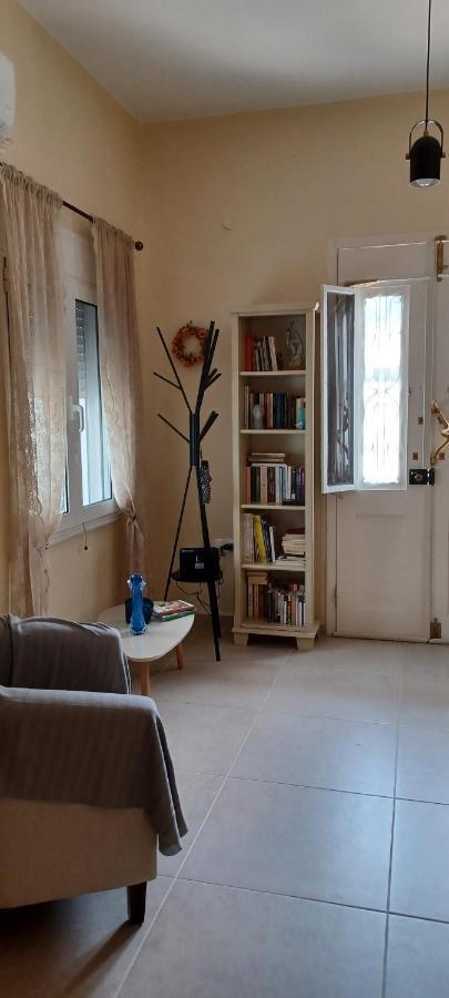 Apartment Eftychia's House In The Beautiful Village Vryses. Vrisai